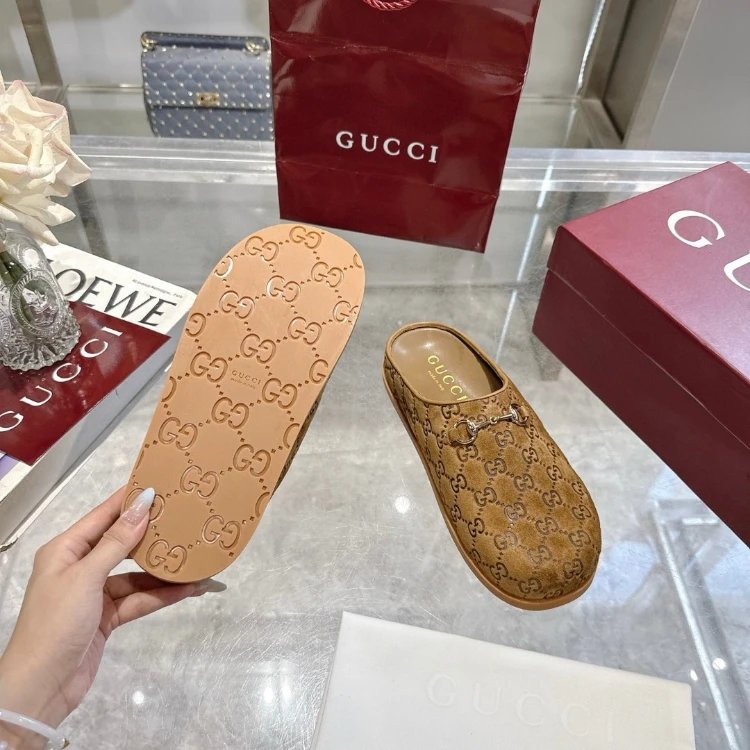 Gucci Slippers GG Monogram Horsebit Closed-Toe Mules image 2
