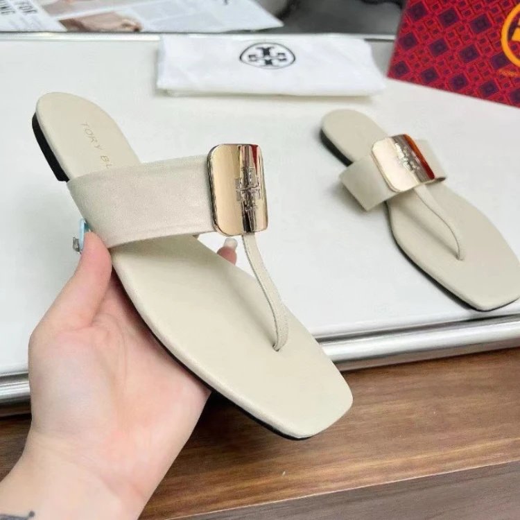 SKU-04-Off-white