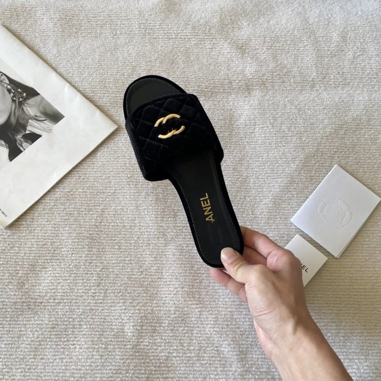 SKU-05-Suede Black