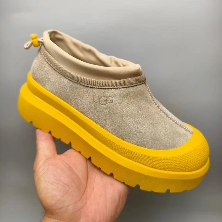 UGG Casual Shoes Slip-On Low-Top with Lug Sole — 4096 yellow