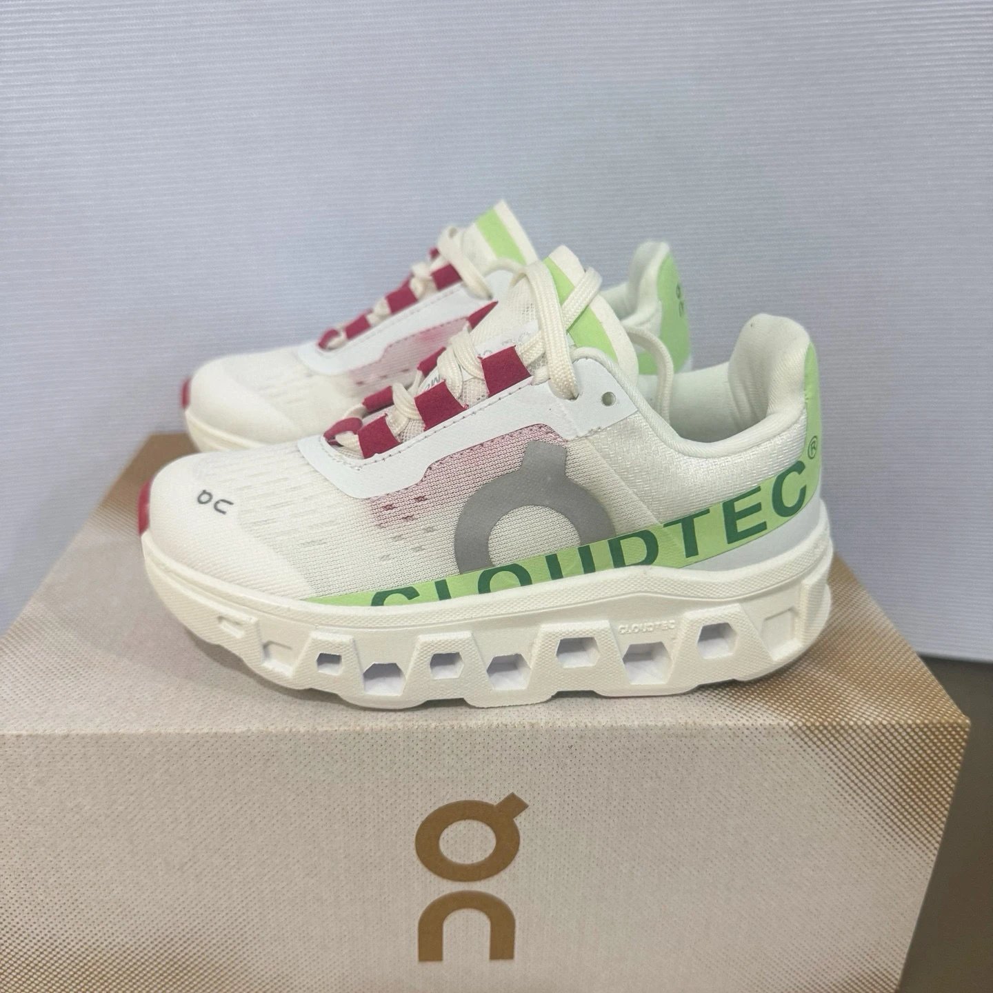On Sneakers Cloudmonster image 6