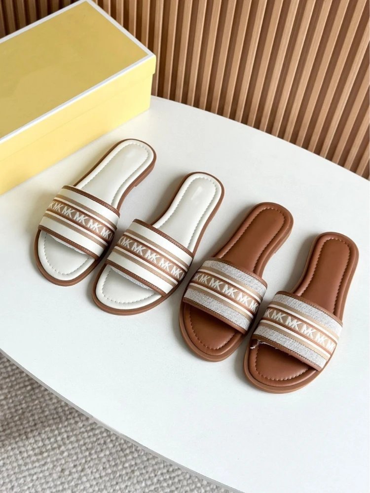 Michael Kors Sadler Slide Sandals - 007731