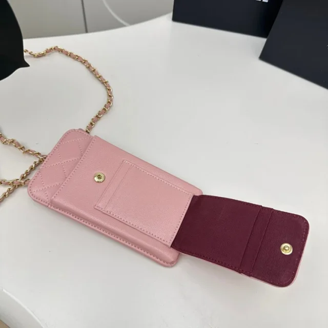 Chanel Crossbody Bags Quilted Phone Wallet with Chain Strap product detail image 3