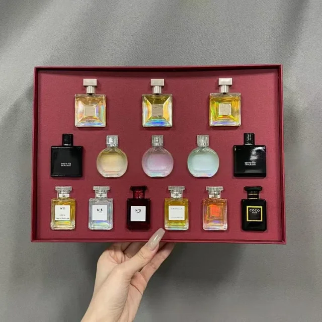 Dior Perfume Mini Gift Set product detail image 2