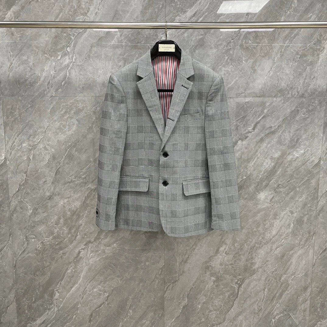 Thom Browne Suits Grey checked two-button suit with striped lining — Suit jacket