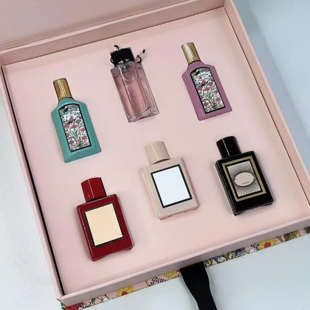 Dior Perfume Mini Gift Set product detail image 4