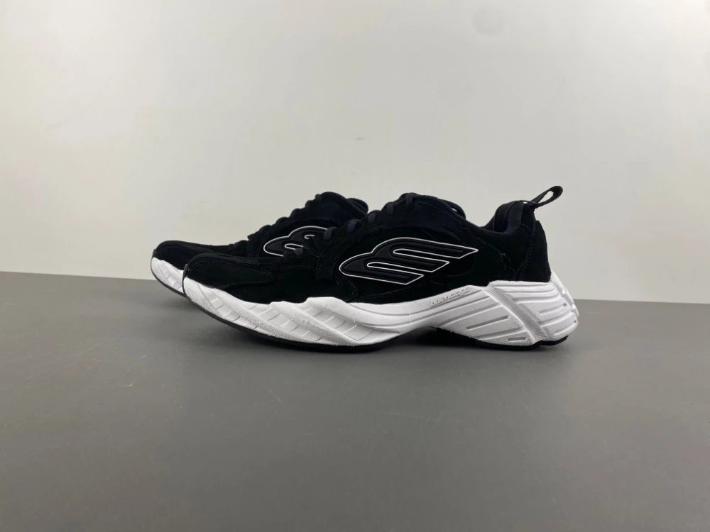 Balenciaga Sneakers Chunky Lace-Up — Black and white