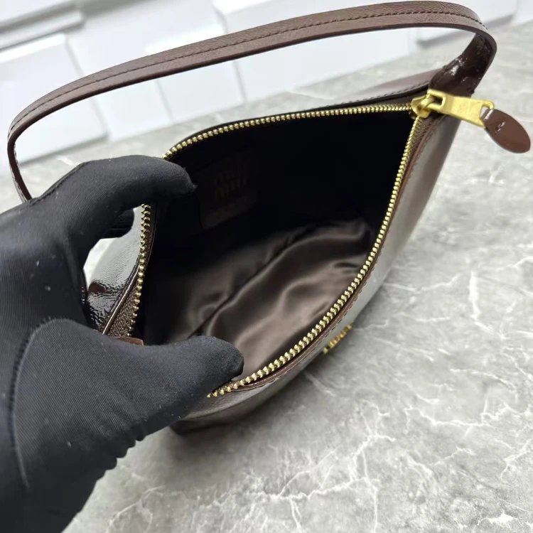Design Mini Shoulder Bag Brown Patent Leather Underarm Bag - 7