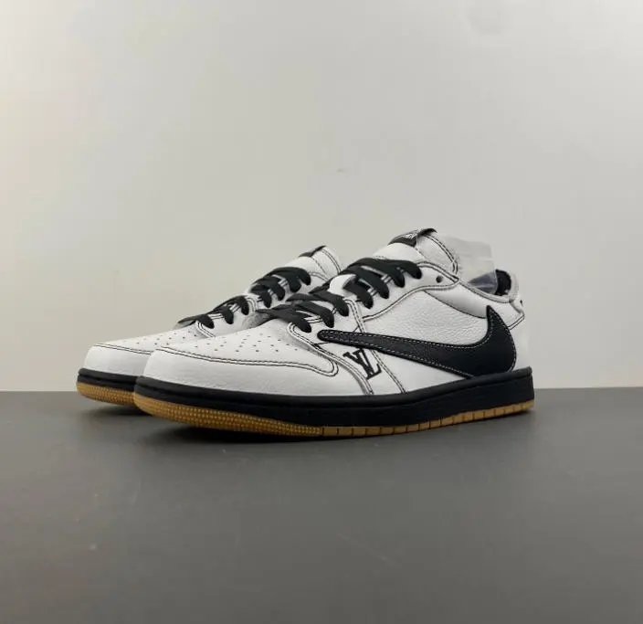 Louis Vuitton Nike W