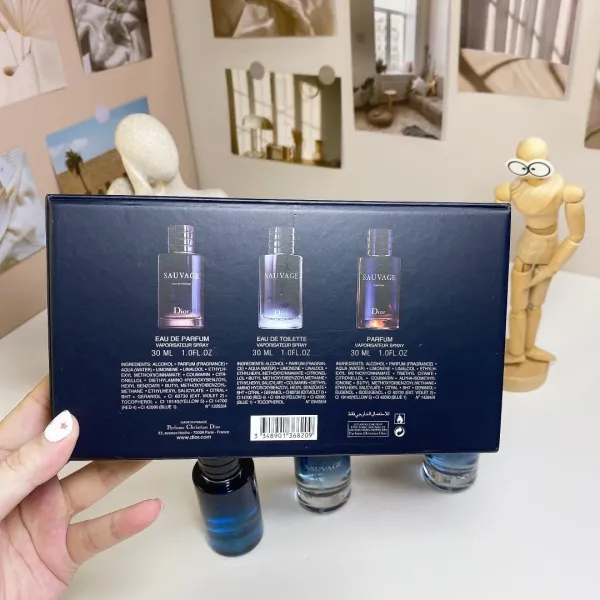 Dior Sauvage Eau de Parfum Gift Set 3x30ml Blue Perfume - 9