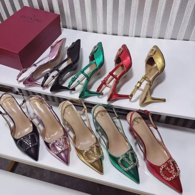 Valentino Garavani High Heels Pointed-Toe Slingback with Rhinestone V Buckle product detail image 1