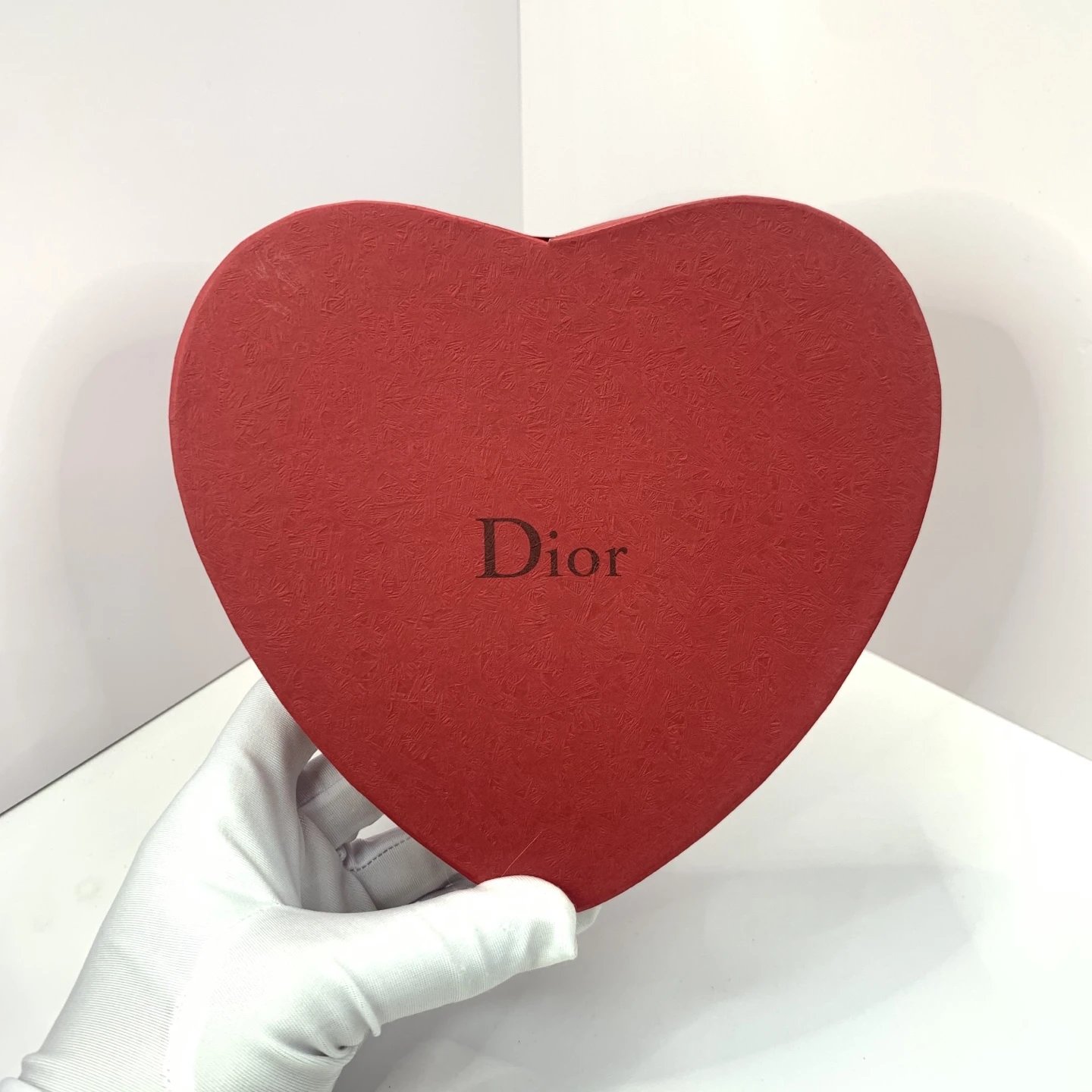 Dior Perfume Gift Set: J'adore, Miss Dior Blooming Bouquet, Joy, and Dior Eau de Toilette Miniatures in Heart-Shaped Red Box - 2
