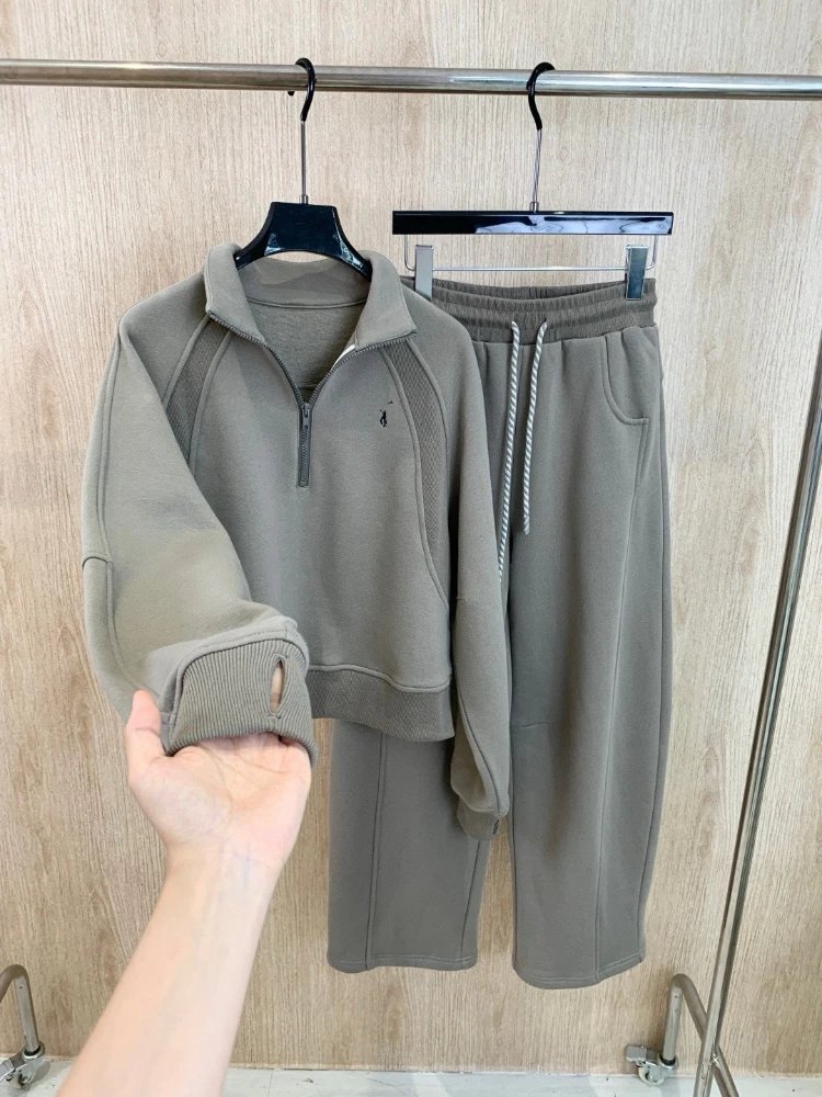 Dark khaki color