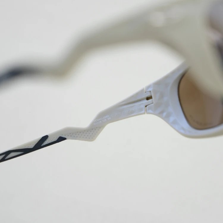 Oakley Eyewear Angular wraparound sunglasses image 9