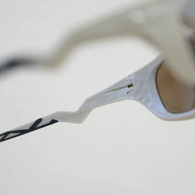 Oakley Eyewear Angular wraparound sunglasses product detail image 9