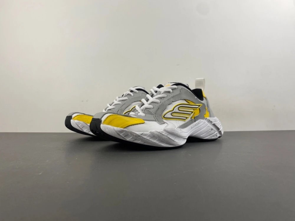 Balenciaga Sneakers Chunky Lace-Up — White, gray, and yellow