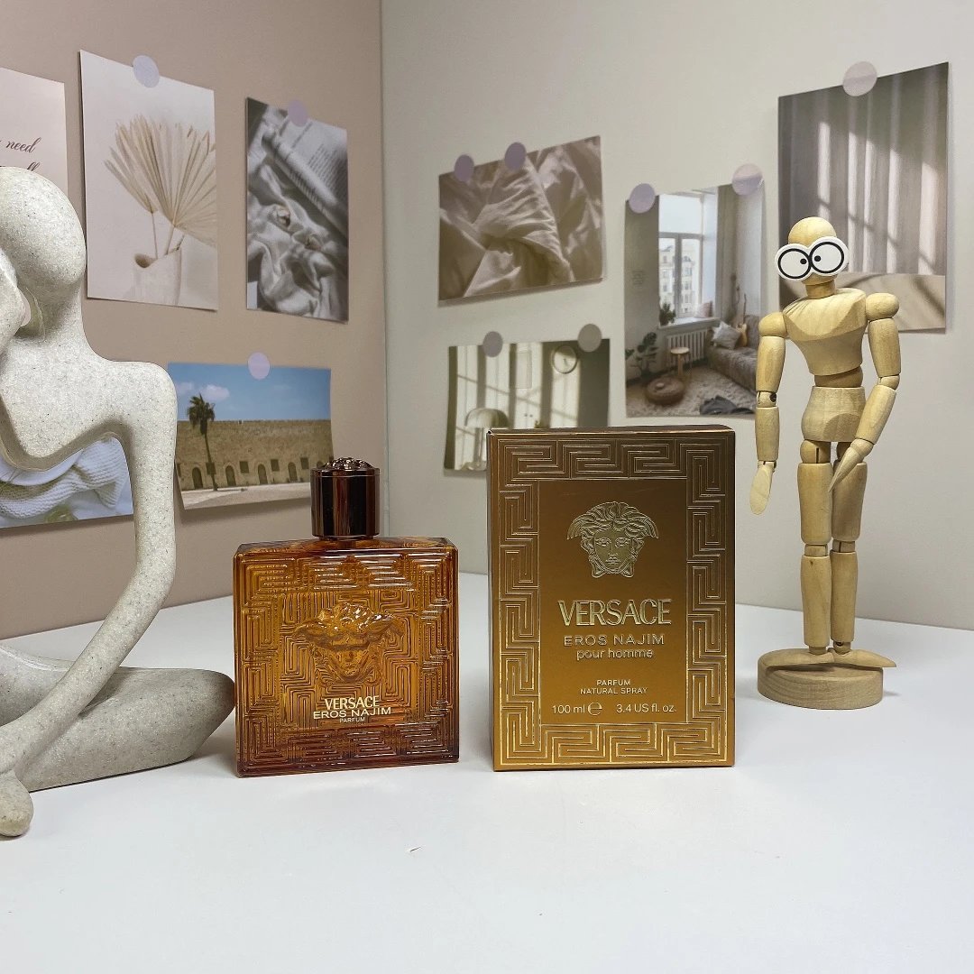 Versace bottle QC photos