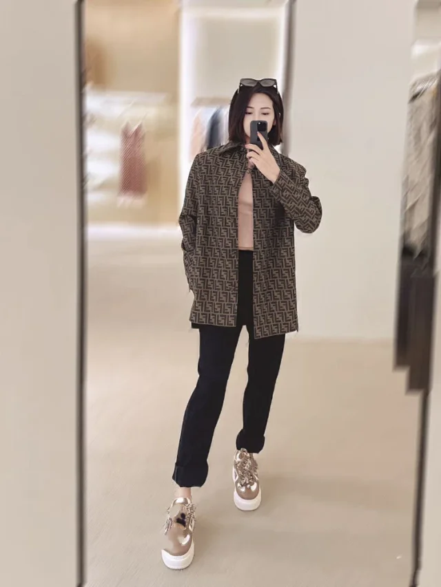 Fendi Jackets FF jacquard belted jacket product detail image 2