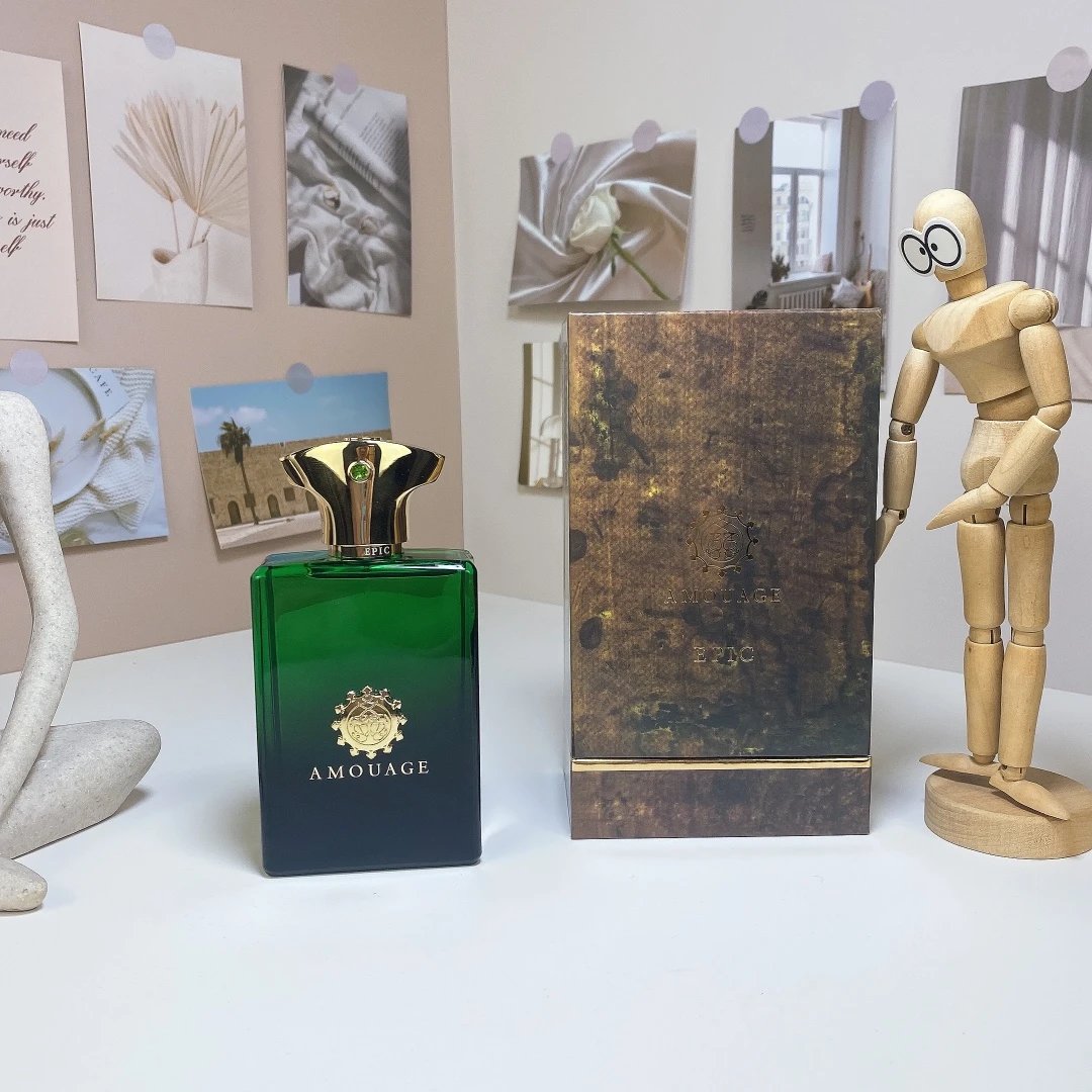 Amouage Bottle QC photos