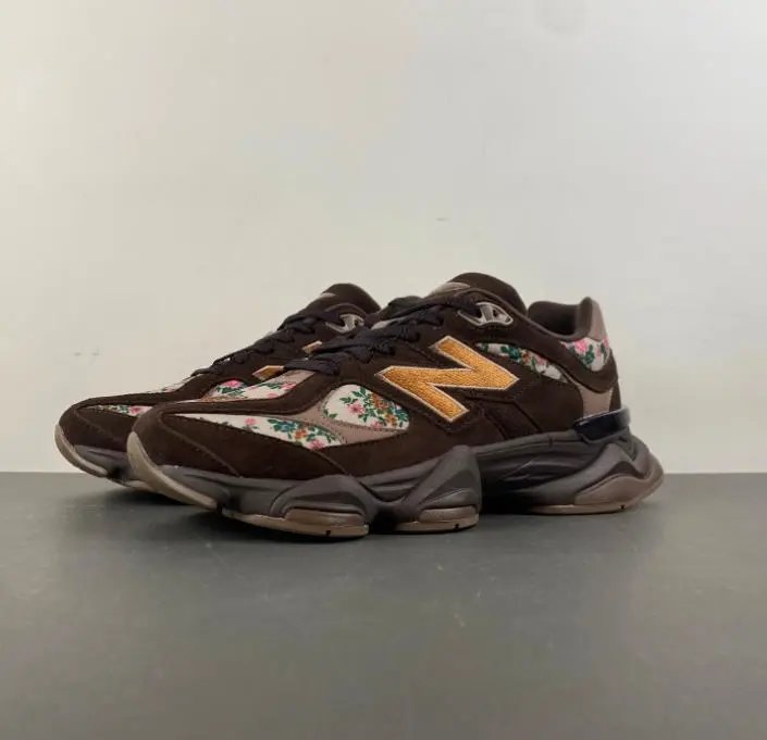 New Balance Sneakers Low-Top Lace-Up — Coffee small color