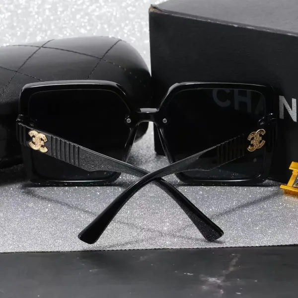 Chanel Square Frame Gradient Purple Sunglasses - 3