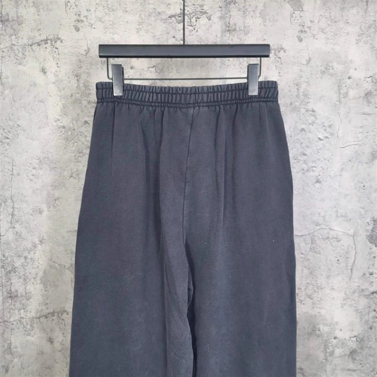 Umbro Trousers Wide-Leg Sweatpants image 7