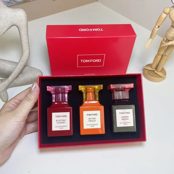 Tom Ford Cherry Collection Eau de Parfum Set Red Perfume - 2