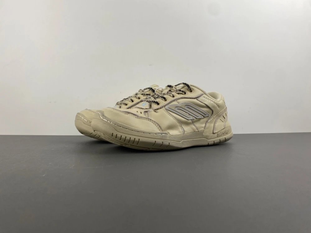 Balenciaga Sneakers Chunky Lace-Up — Milk tea color