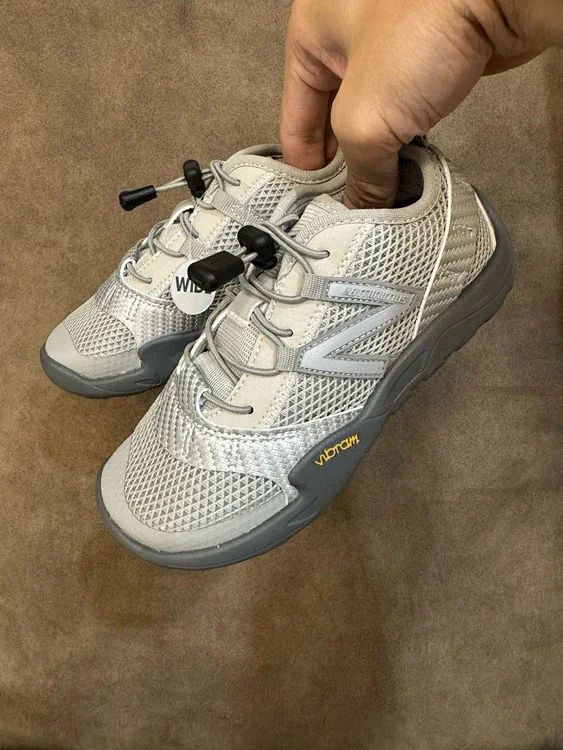 New Balance Sneakers MT10 wide-fit mesh product detail image 4