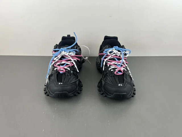 Balenciaga Sneakers Chunky Lace-Up product detail image 2