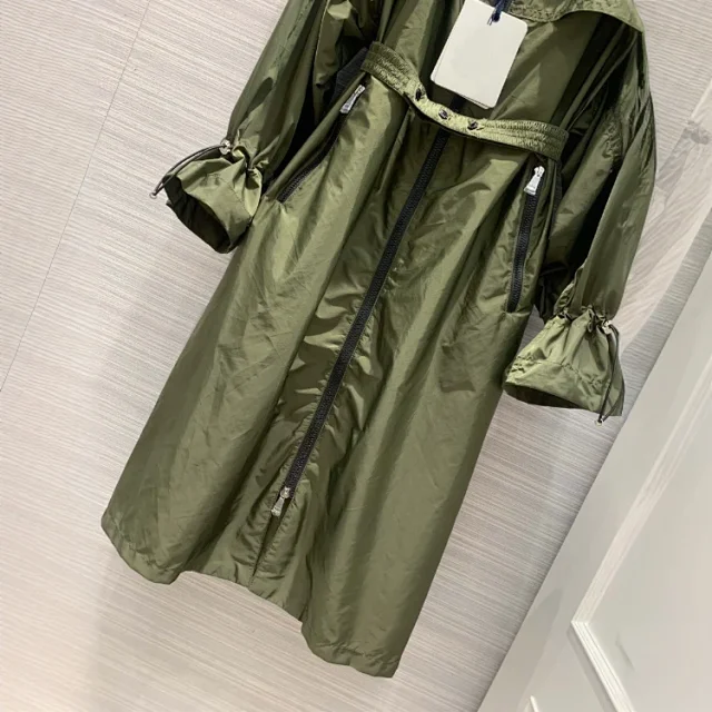 Unbranded Coats Hooded long zip-up coat with drawstring waist and cuffs product detail image 4