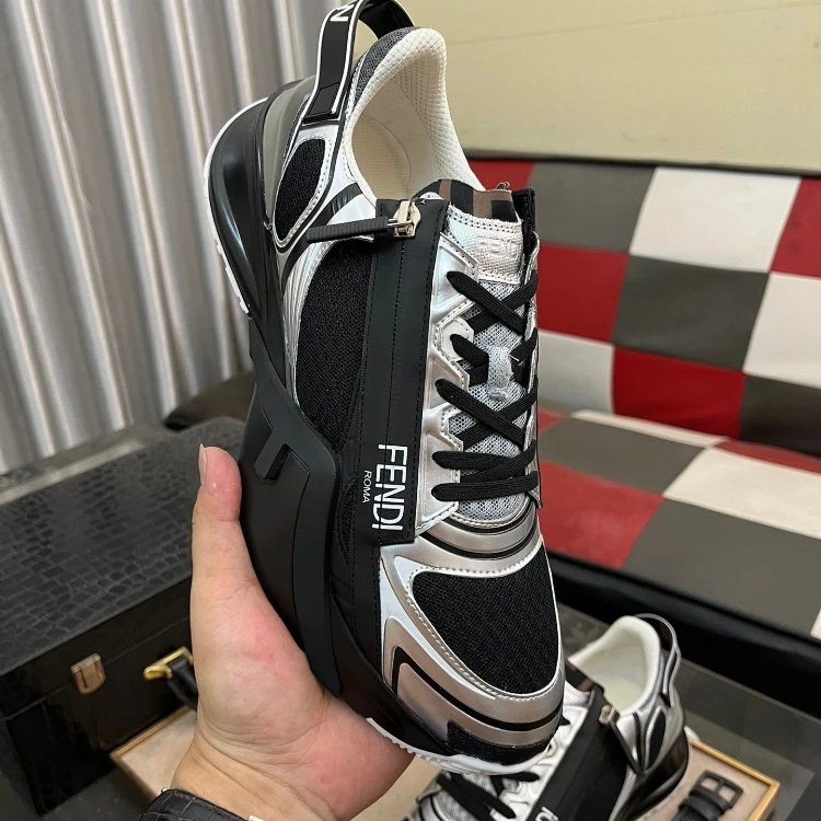 Fendi Sneakers Chunky zip-panel — 22