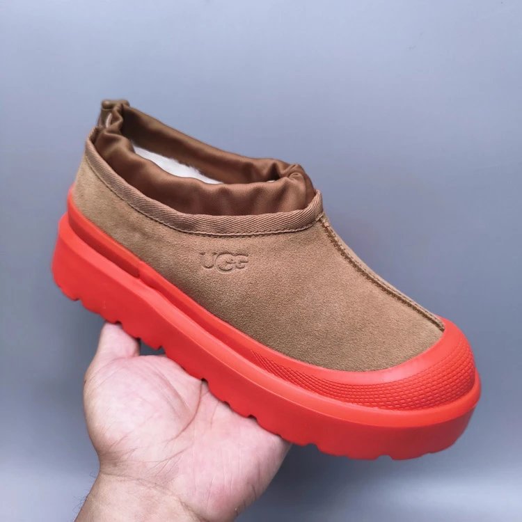UGG Casual Shoes Slip-On Low-Top with Lug Sole — 4096 red