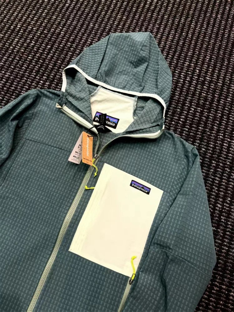 Patagonia Jackets R2 TechFace Hooded Jacket — SKU-04-Green