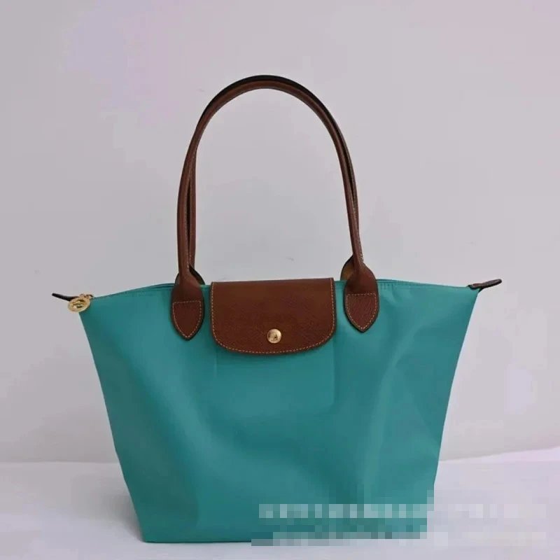P70 Classic Turquoise Green