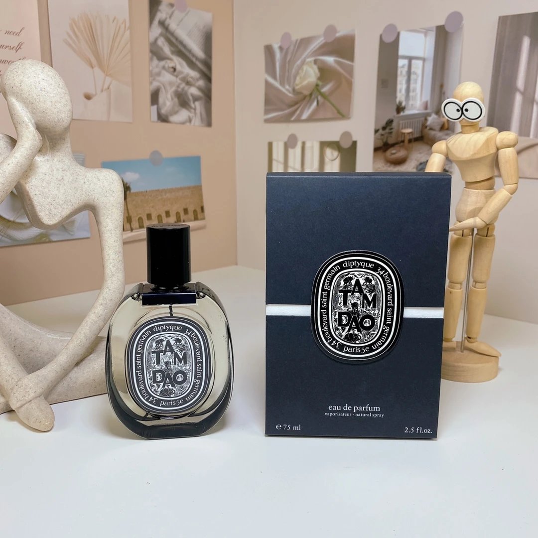 Diptyque perfume QC photos