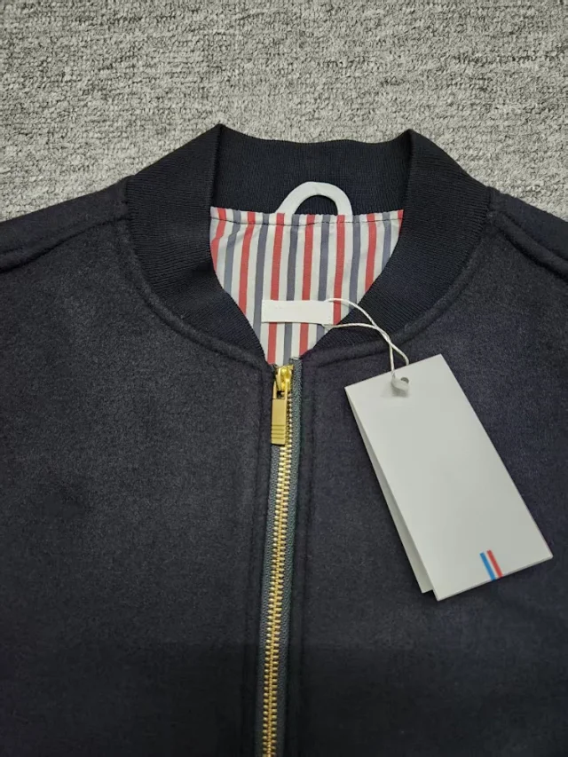 Thom Browne Jackets Four-bar zip bomber jacket product detail image 4