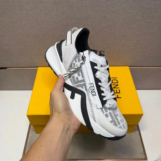 Fendi Sneakers Chunky zip-panel product detail image 2