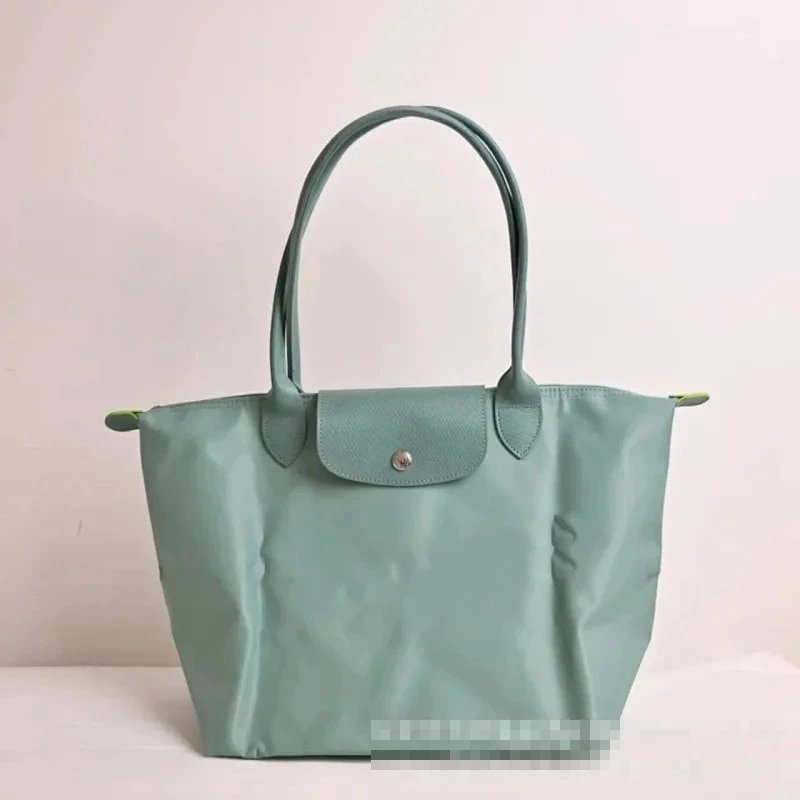 P65 Anniversary Lake Blue