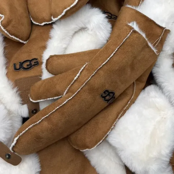UGG Classic Mini Mitten Chestnut Shearling-Lined Gloves - 4