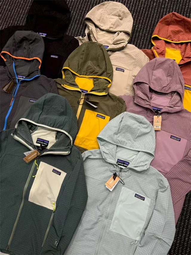 Patagonia Jackets R2 TechFace Hooded Jacket product detail image 2