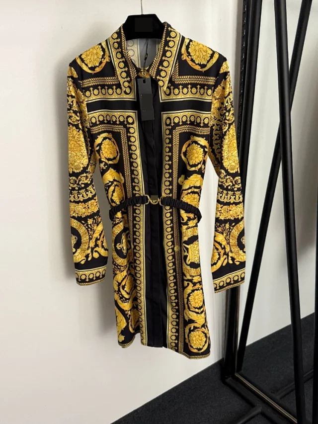 Unbranded Assorted clothing styles product detail image 3