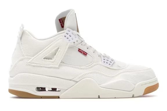 Levi’s White AQ2571-100