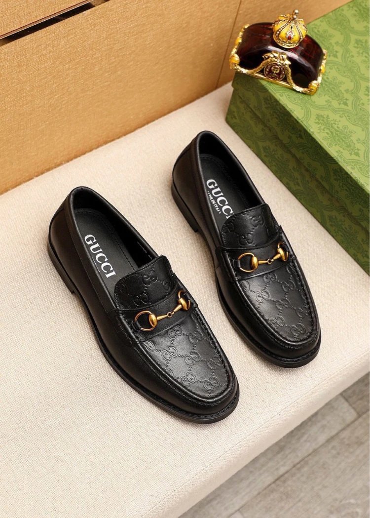 Gucci Leather Shoes loafers with horsebit or web stripe detail — 6