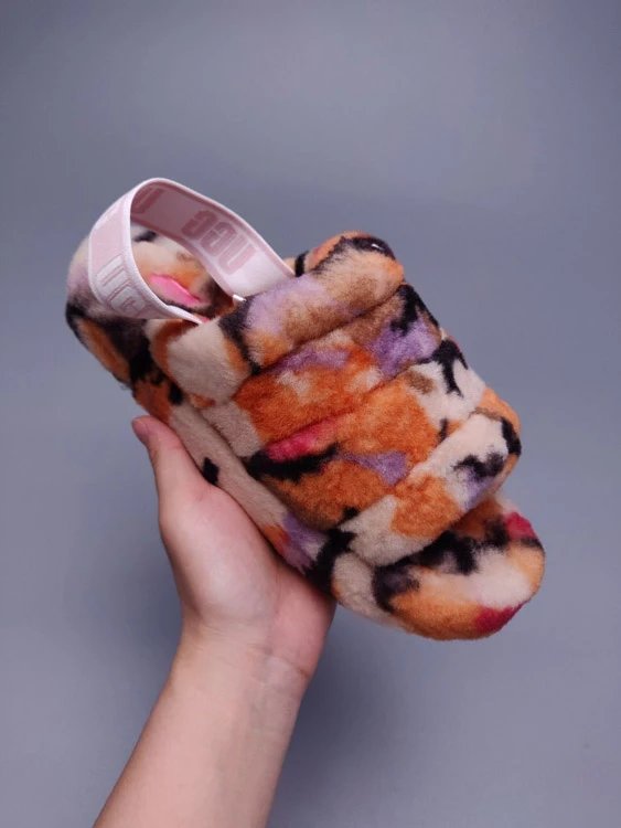 UGG Slippers Fluff Yeah Slide — 5119 Graffiti