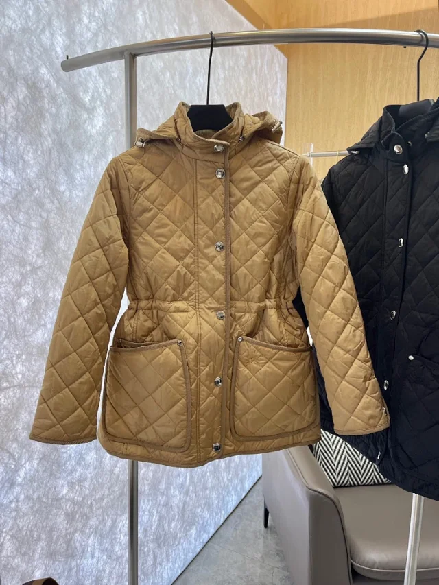 Unbranded Jackets Hooded diamond-quilted padded jacket with drawstring waist and patch pockets product detail image 2