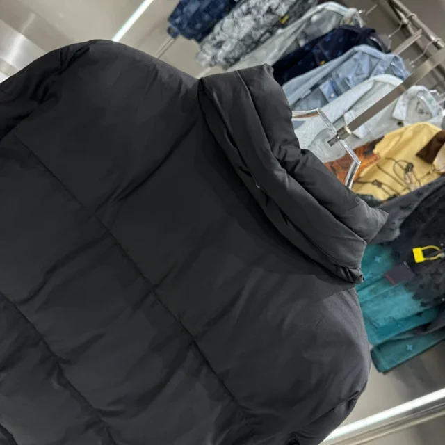 Unbranded Down Jackets Quilted stand-collar puffer jacket product detail image 6