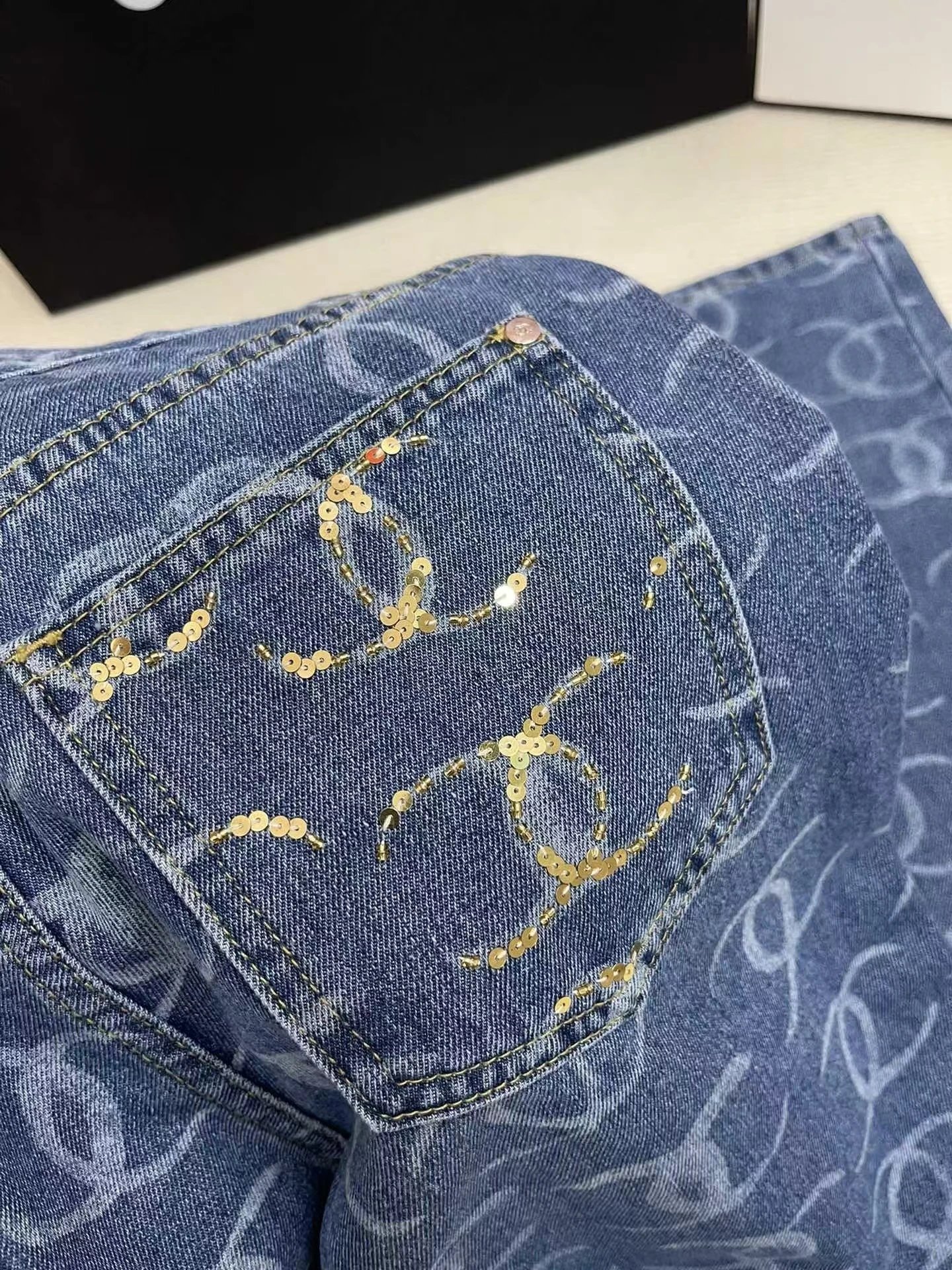 Chanel Jeans Interlocking CC Monogram Wide-Leg image 4