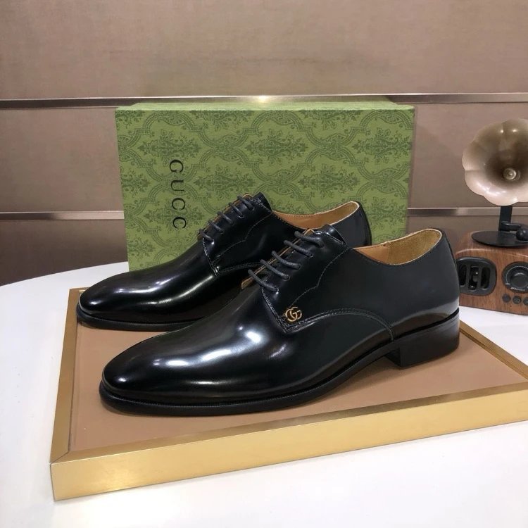 Gucci Leather Shoes Lace-Up Dress — Black