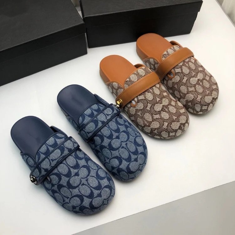 Coach Ashton Clog Sandals - 007717